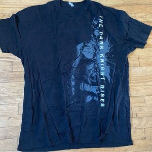 Batman The Dark Knight Rises movie t-shirt size XL
